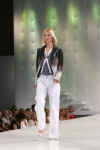 0375.jpg (61786 byte)